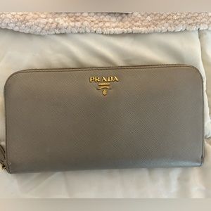 AUTHENTIC PRADA saffiano leather large wallet